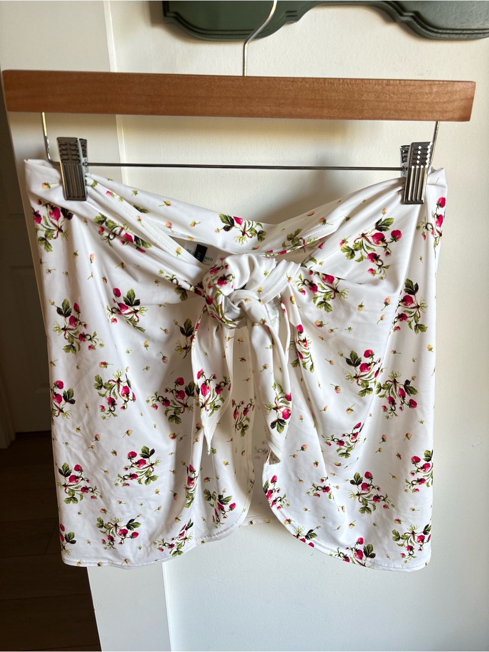 J CREW Strawberry Floral Swim Cover Up S/M